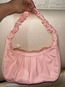 Chic Pink Ruched Shoulder Bag