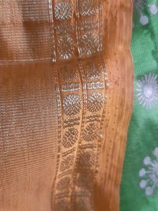 Green &amp; Gold Floral Saree