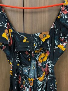 Unused Ruffle Sleeve Dress