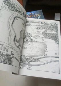 HARRY POTTER BOOKS COMBO