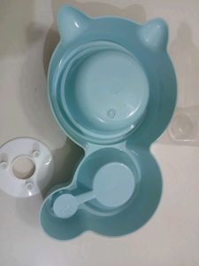 Amazon Basics 2 In 1 Pet Feeder