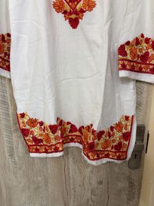 White Embroidered Kashmiri Kurta