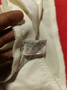 High-Waisted Shaping Brief – Cream – Size L