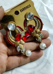 Stunning Red &amp; Pearl Fashion Earrings