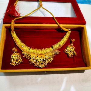 Ornate Gold-Plated Necklace Set