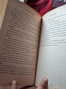Richelle Mead Bloodlines Book Set (1-2)