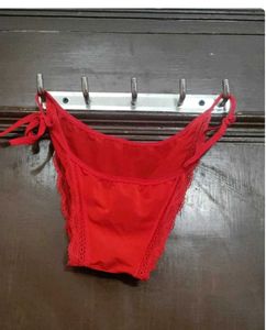 combo of 2 Black Thong and red