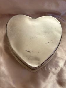 Heart-Shaped Baking Pan