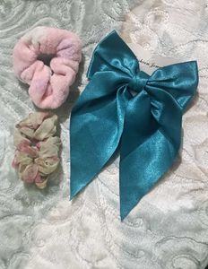 Hair Accessory Bundle: Scrunchies & Bow