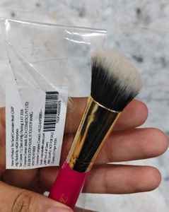 Too Faced Concealer Brush