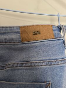 Light Wash Zara Denim Jeans