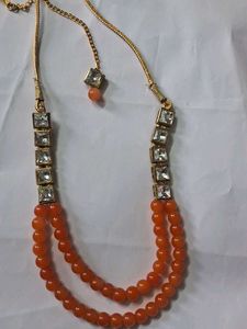 2 necksets