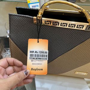 Stylish Geometric Pattern Handbag