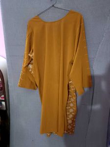 Elegant Sequin Embroidered Kurti