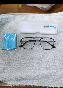 New Lenskart Blue Vintage Aviator Looks Zero Power