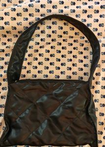 Sale!! Stylish Black Handbag