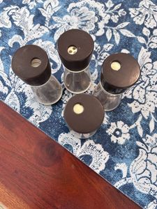 Set of 4 plastic Salt &amp; Pepper Shakers