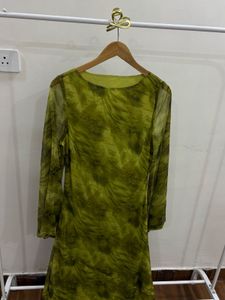 Flowy Green Abstract Print Maxi Dress