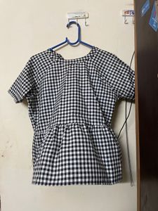 Chic Black &amp; White Gingham Peplum Top