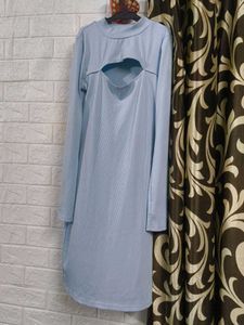 Stylish Light Blue Cut-Out dress midi