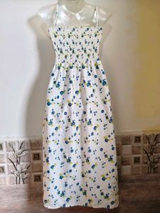🔥 BUY 1, GET 1 FREE🔥Floral Smocked Midi Dress