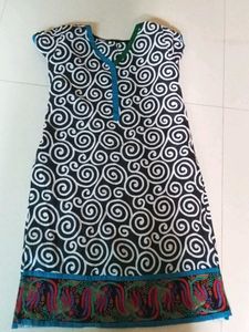 Stylish Black & White Swirl Print Kurta