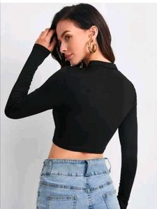 Chic Black Long Sleeve Crop Top