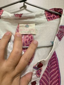 White pinklay block Kurta with Pink Leaf Print