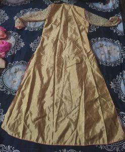 Royal Gold &amp; Pink Indo-Western Lehenga Choli Set �