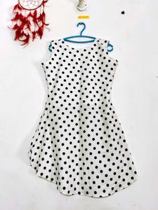 Polka Dot Sleeveless Top