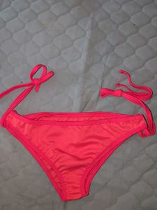red halter neck non padded Bikini Set