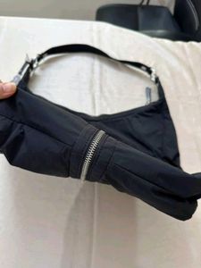 kipling Stylish Black Hobo Bag