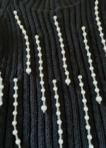 Chic Black Ribbed Top with Pearl Embellishments