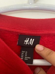 H&amp;M Sweater -M Size