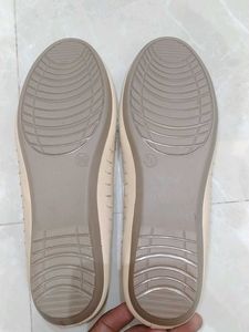 Stylish Beige Ballet Flats