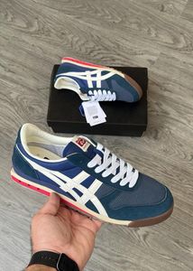 Onitsuka Tiger Ultimate 81