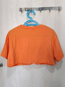 Urbanic - Cute Orange Daisy Crop Top