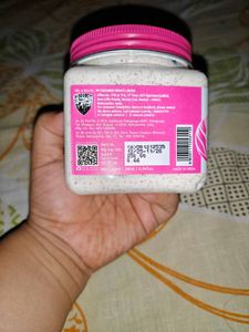Dr. Rashel White Skin body scrub