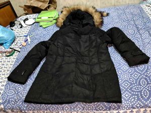 Black Fur Hooded Puffer Coat 38_40