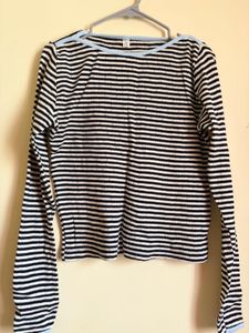 Leelin Korean B&amp;W striped top