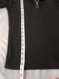 Women's Black Zip-Up Long Sleeve Top
