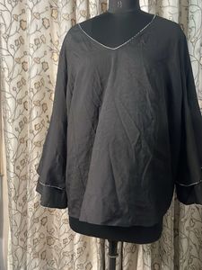 Elegant Black Kurta with V-Neck