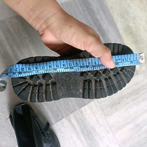 unisex boots