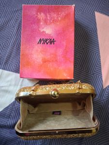 BRAND NEW NYKAA Sparkling Clutch