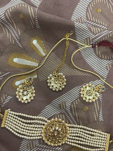 Elegant Pearl &amp; Kundan Choker Set