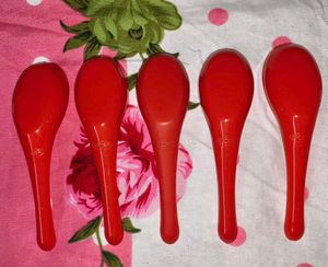 Red Plastic Spoons - Set of 5