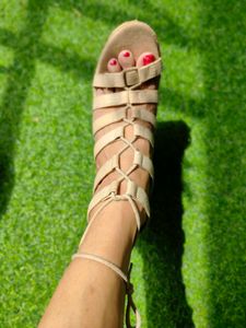 Beautiful Off White Gold Silver Gladiator Heels