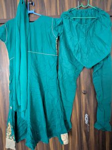 Green Embroidered Kurta Set
