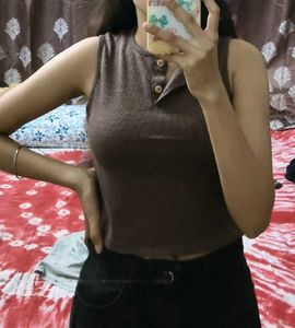 Ribbed Button-Up Sleeveless Top