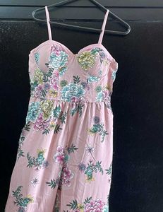 🌸 Beautiful Pink Floral Wide-Leg Jumpsuit 🌸